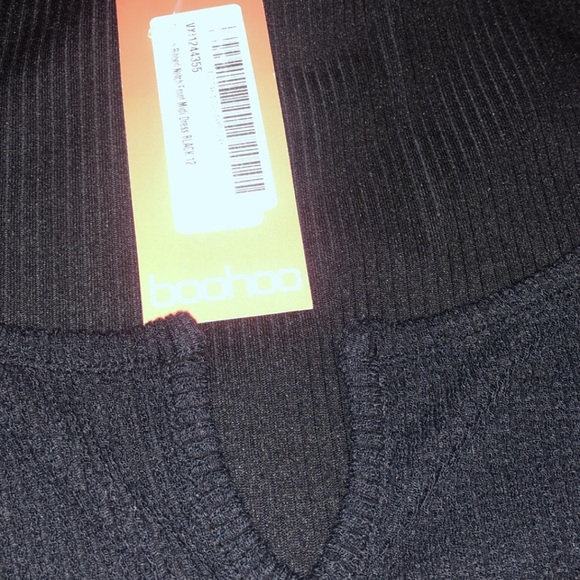 Bodycon Black Dress - Picture 2 of 2